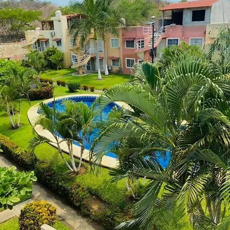 Casa Carev En Ixtapa Apartment